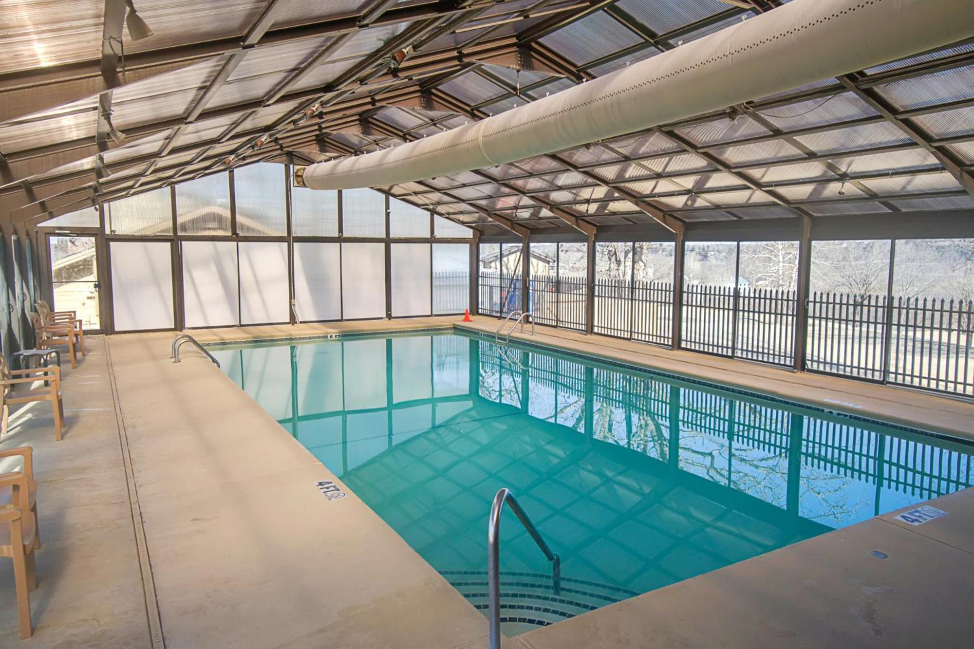 Lofty Retreat & Paradise Pointe Branson Kamer foto